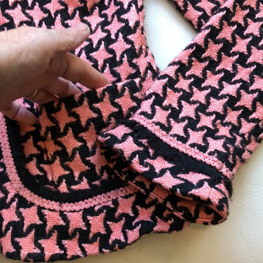 Sara Campbell coral/black houndstooth blazer - Picture 5 of 8
